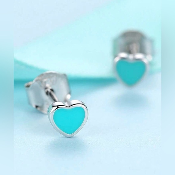 🩵STAMPED S925 Silver/Teal Heart Stud Earrings NWT - Picture 6 of 14